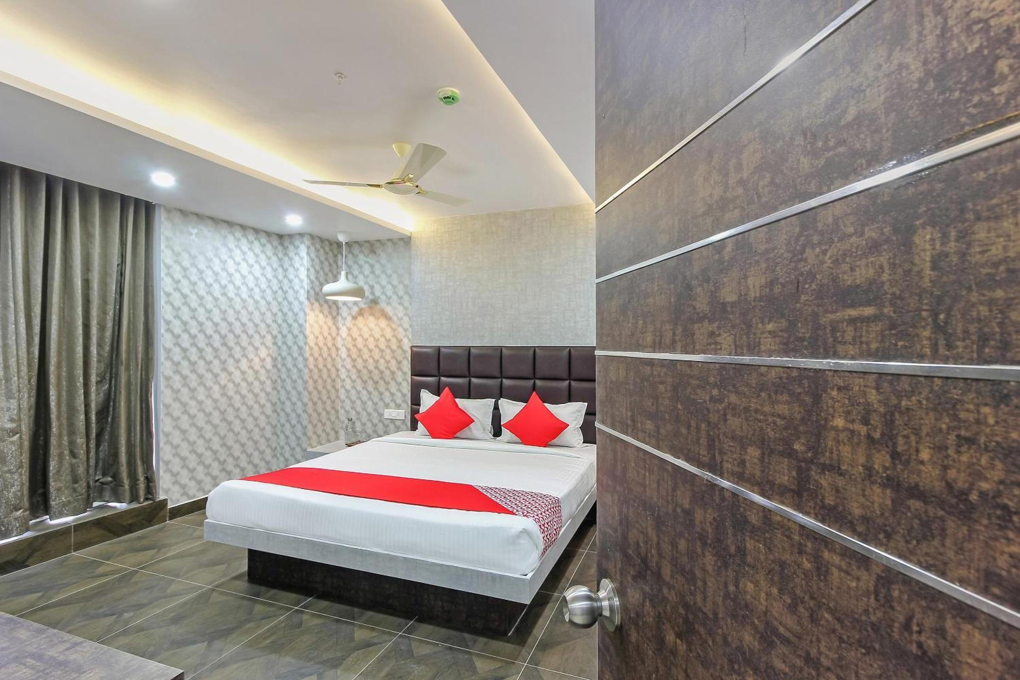 Super Capital O Hoysala Inn Secunderabad ภายนอก รูปภาพ
