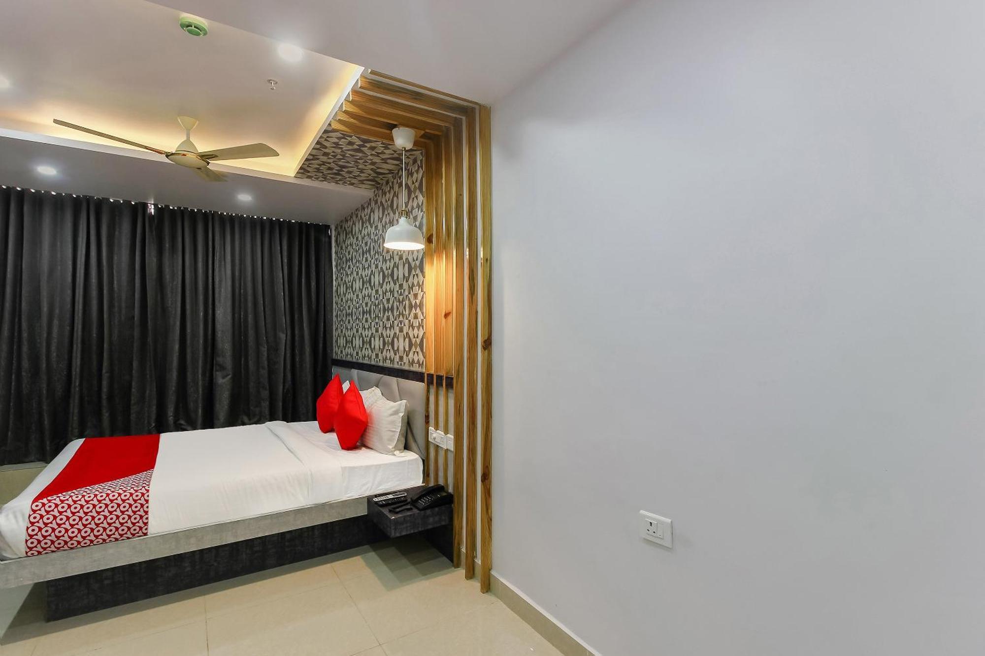 Super Capital O Hoysala Inn Secunderabad ภายนอก รูปภาพ